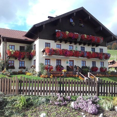 Nussbaumer Am Irrsee Tiefgraben ภายนอก รูปภาพ